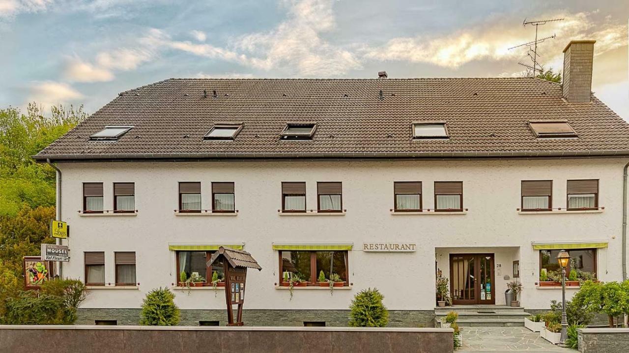 Hostellerie Val Fleuri Mersch Eksteriør billede